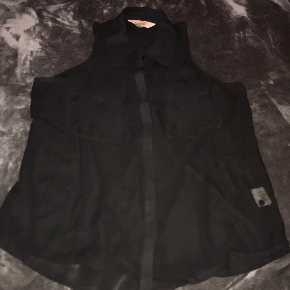 Decree Sz M ButtonDown sleeveless shirt, Black